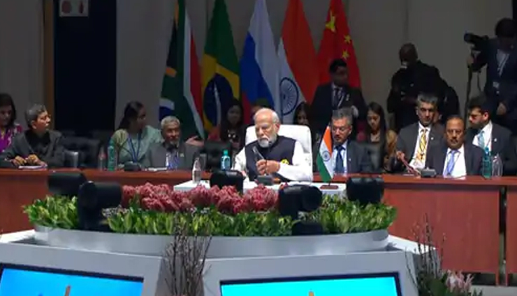 modi statement in brics,importance of global south in g-20,brics and g-20 collaboration,global south representation in g-20,modi vision for g-20 and brics,india role in brics and g-20,strengthening global south voice in g-20,developing nations in g-20 discussions,promoting inclusivity in international forums,cooperation between brics and g-20,g-20 and emerging economies,political representation in global organizations,global economic governance and brics,addressing inequalities in g-20 deliberations
    enhancing global south influence in g-20