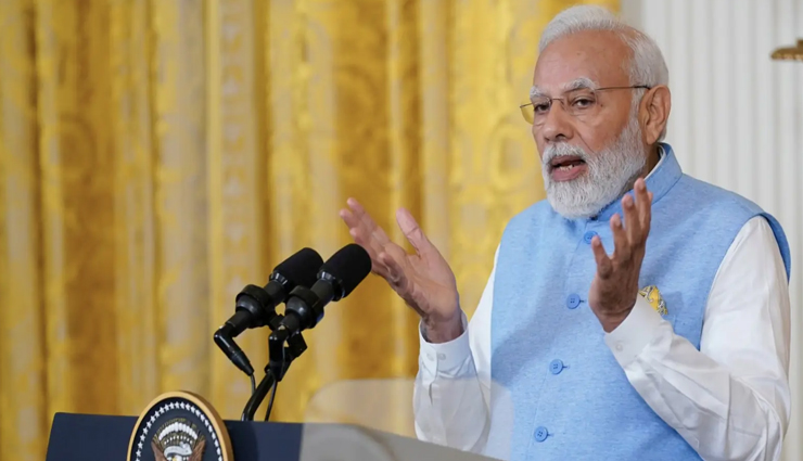 PM मोदी ने दिया ब्रिटिश अखबार को इंटरव्यू, कहा- खुशी से और समृद्ध होकर भारत में रह रहे मुसलमान
