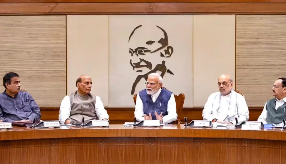 धर्मेंद्र प्रधान की जगह संभाल सकती हैं निर्मला सीतारमण? मोदी कैबिनेट में बड़े बदलाव की अटकलें, यूपी-पंजाब पर रहेगा खास फोकस