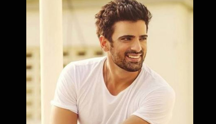 Mohil Malik Loves His Rockstar Look in Kulfi Kumar Bajewala