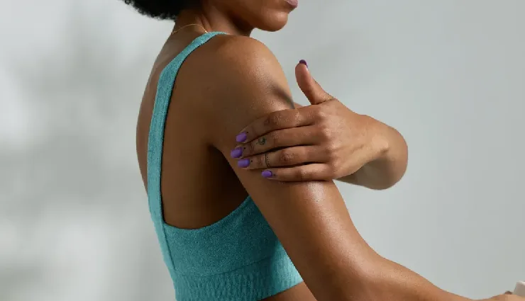 olive oil benefits for skin,olive oil for hair growth,olive oil moisturizer,olive oil anti-ageing remedy,olive oil for dandruff,olive oil for sensitive skin,olive oil hair mask,olive oil natural conditioner,olive oil for glowing skin,olive oil beauty tips