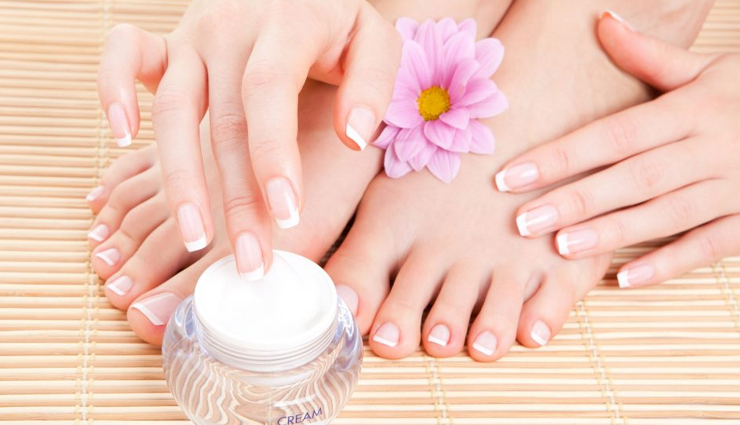 foot pedicure at home,step by step guide to do foot pedicure at home,foot care tips,pedicure tips,food,beautiful foot,beauty,beauty tips