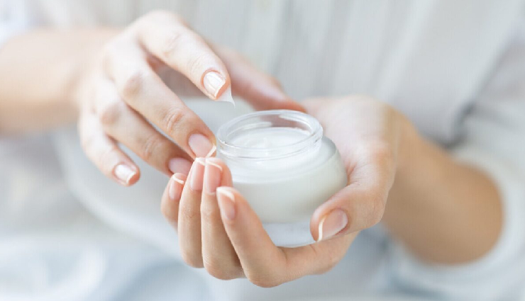 nail growth tips,natural nail growth remedies,how to grow nails faster,tips for strong nails,biotin for nail growth,nail hardeners,nail grooming tips,healthy nails