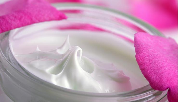 skin care tips for winters,skin care tips,tips for oily skin in winters,tips for dry skin in winters,homemade moisturizers for winters,home remedies for clear skin in winters