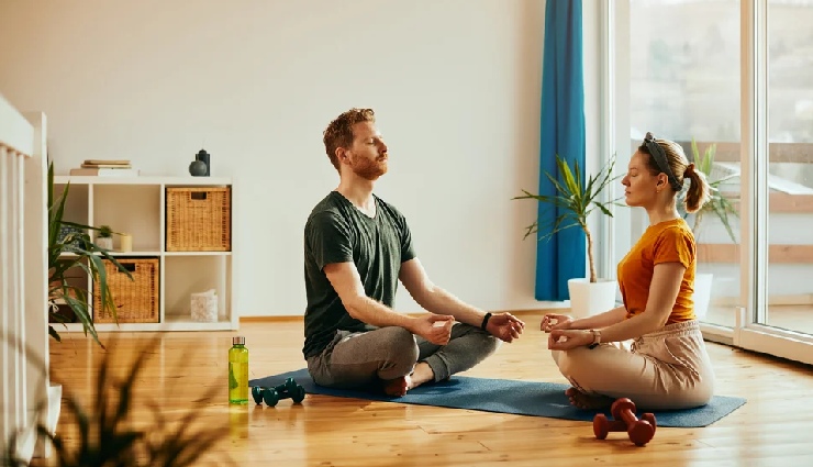 conflict resolution,managing conflict,healthy communication,resolving disagreements,de-escalating conflict,compromise in relationships,conflict management skills,handling tension,effective communication,interpersonal conflict