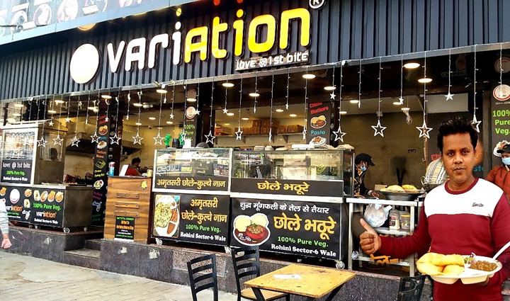 want to have the best taste of momos in delhi head towards these places,holiday,travel,tourism