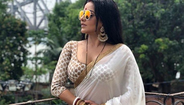 bhojpuri actress monalisa,dinesh lal yadav,nirahua,antara biswas,monalisa,bottle cap challenge,entertainment