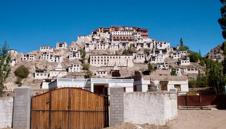 monasteries in ladakh,ladakh,thiksey monastery,likir monastery,hemis monastery,stakna monastery,diskit monastery,spituk monastery
