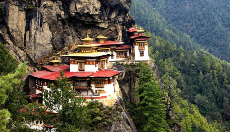 bhutan monasteries,beautiful monasteries in bhutan,famous monasteries in bhutan,monasteries to visit in bhutan,bhutan spiritual travel,himalayan monasteries,tashichho dzong,punakha dzong,paro taktsang,bhutan cultural sites,buddhist monasteries bhutan,top monasteries in bhutan,bhutan temple tourism,sacred places in bhutan