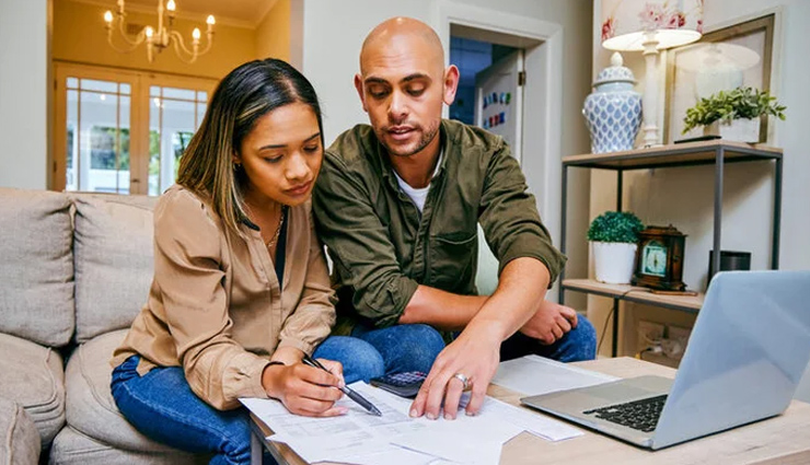 9 Tips To Talk About Money With Your Partner