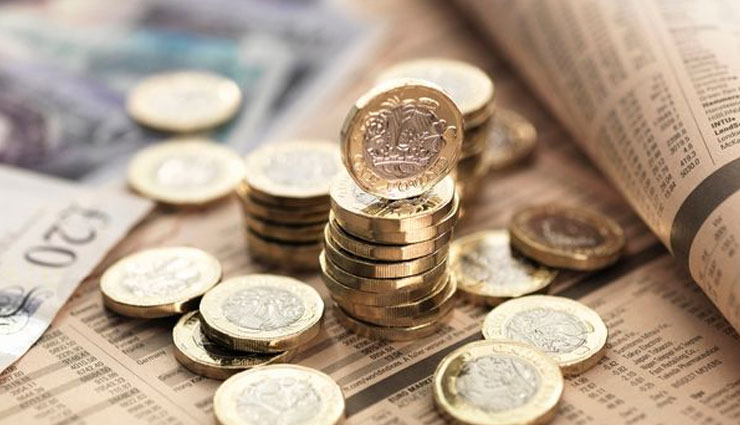 इन वास्तुदोषों की वजह से नहीं टिक पाता है पैसा, आइये जानें 