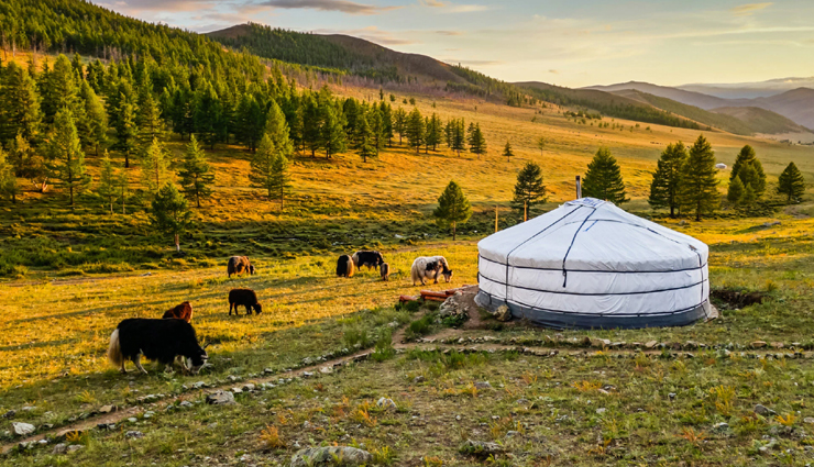 high indian rupee,countries with high indian rupee,travel,travel guide,travel tips,vietnam,paraguay,cambodia,mongolia,hungary,colombia,sri lanka,uzbekistan,chile,travel,holidays,trave guide