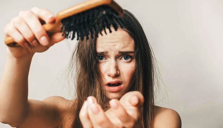 मानसून में रखना हैं अपने बालों का ख्याल, करें इन हेयर ऑयल का इस्तेमाल 