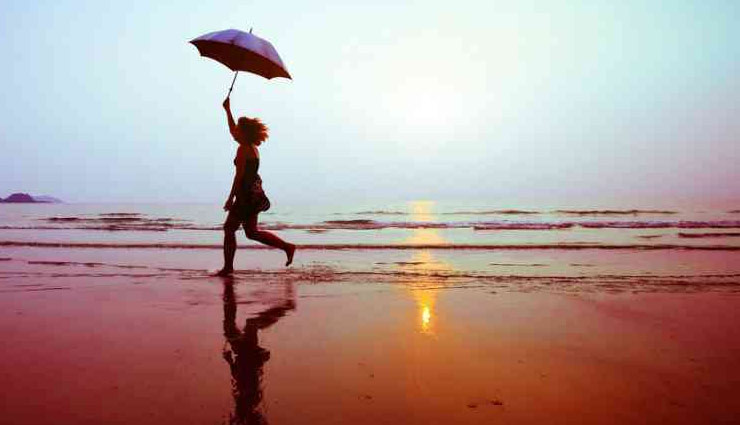 बारिश के दिनों में बना रहे है घूमने का प्रोग्राम तो ध्यान रखे इन बातों का