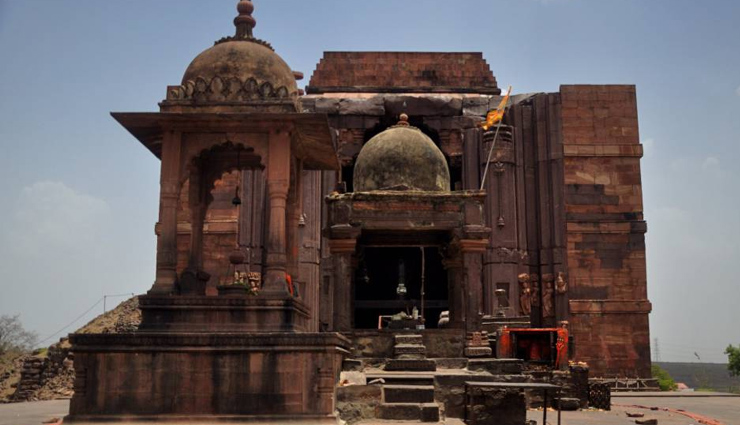 the great stupa of sanchi,the khajuraho group of temples,gwalior fort,bhimbetka rock shelters,taj-ul-masjid,mahakaleshwar temple,bhojeshwar temple,monuments of madhya pradesh,madhya pradesh,monuments to reopen in madhya pradesh