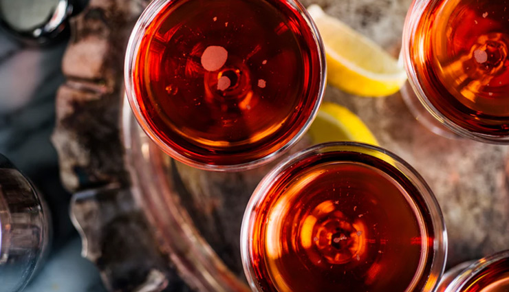 cocktails,cocktails recipe,cocktails holi recipe,holi recipe,holi 2020,watermelon martini,yin and yang,moon party special,samurai dan,samurai dan,recipe