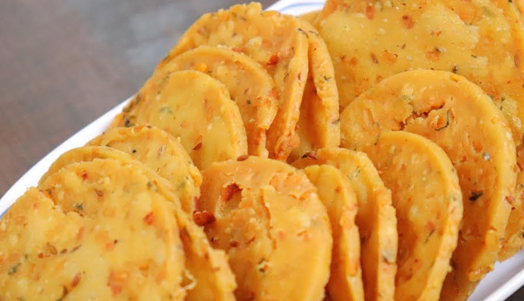 moongdal papdi,moongdal papdi holi,moongdal papdi festival,moongdal papdi ingredients,moongdal papdi recipe,moongdal papdi tasty,moongdal papdi delicious