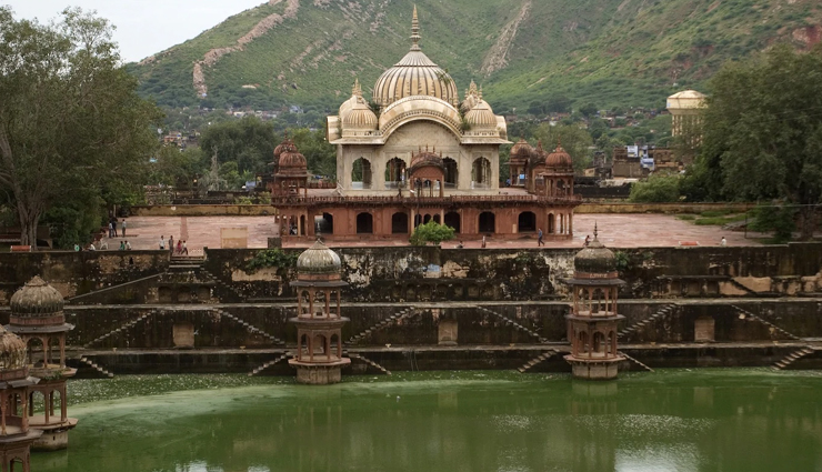 राजस्थान के सबसे प्रसिद्ध स्मारकों में शामिल है अलवर स्थित मूसी महारानी की छतरी, लगती है पर्यटकों की भीड़