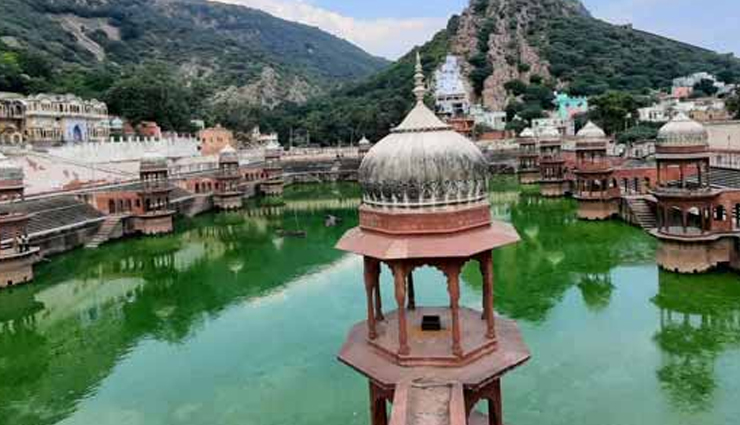 moosi maharani ki chhatri,cenotaph in alwar,beautiful architectural marvel,historical monument in alwar,moosi maharani ki chhatri alwar,alwar tourist attractions,heritage site in alwar,cultural significance of moosi maharani ki chhatri,alwar sightseeing,cenotaphs of rajasthan,architectural splendor in alwar,moosi maharani ki chhatri history,exploring alwar cenotaphs,must-visit places in alwar,moosi maharani ki chhatri architecture,alwar travel guide,alwar vacation destination,discovering the beauty of moosi maharani ki chhatri,alwar historical sites,captivating cenotaph in alwar