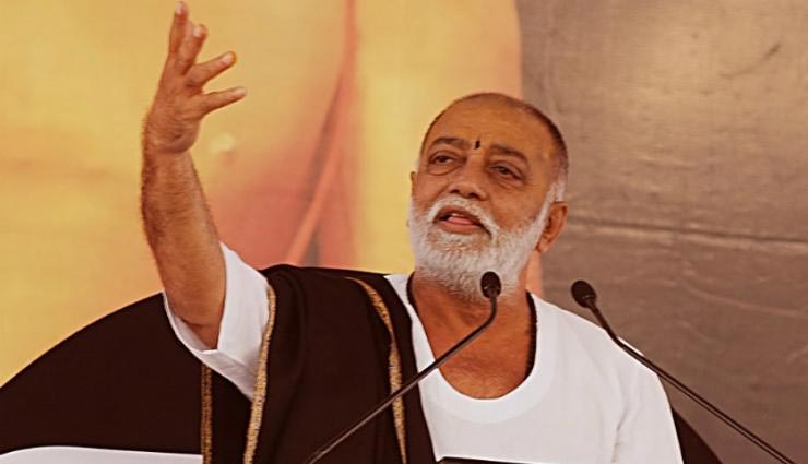 पुलवामा हमला : शहीद परिवारों की मदद के लिए संत मोरारी बापू ने बढ़ाया हाथ, देंगे 1-1 लाख रुपये