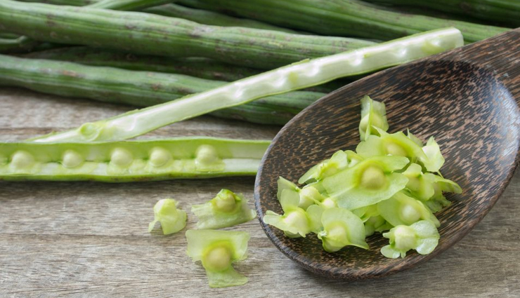 prevent grey hair naturally,natural remedies for grey hair,premature greying solutions,grey hair prevention tips,home remedies for grey hair,curry leaves for grey hair,sunflower seeds for hair health,pumpkin seeds for grey hair,sesame seeds for hair growth,coconut for preventing grey hair,hibiscus for hair health,rose flower benefits for hair,amla for grey hair prevention,moringa for hair health,preventing premature greying naturally,nutrients for preventing grey hair,healthy diet for grey hair prevention,natural ingredients for hair pigmentation,herbal remedies for grey hair,nourishing hair with natural ingredients