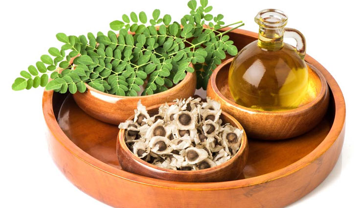 5 Magical Beauty Benefits of Using Moringa Oil