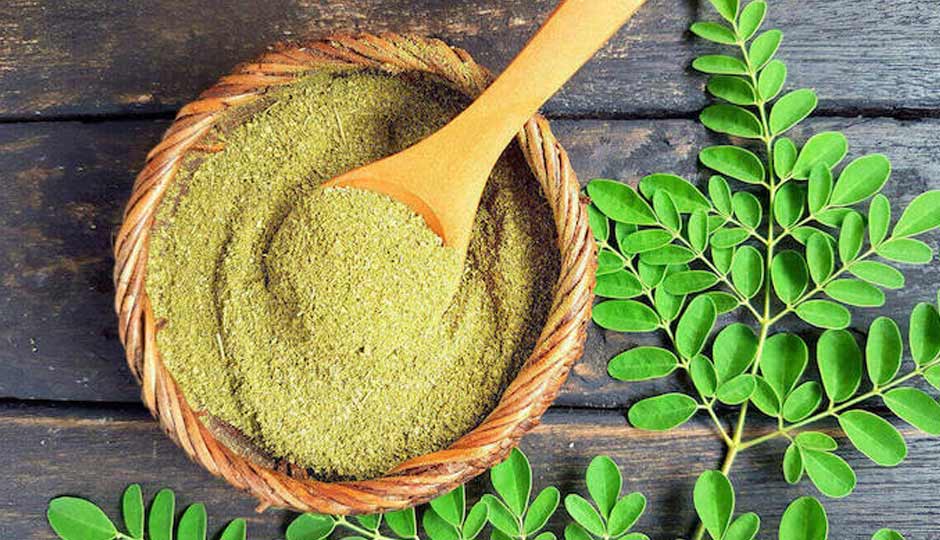 7 DIY Ways to Use Moringa Powder for Skin and Hair