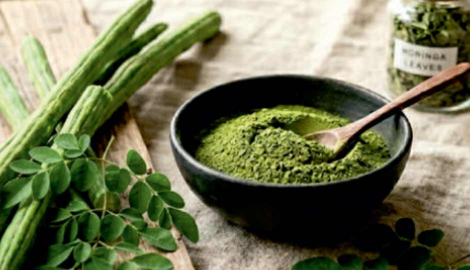 15 Amazing Benefits of Moringa Powder for Skin and Hair