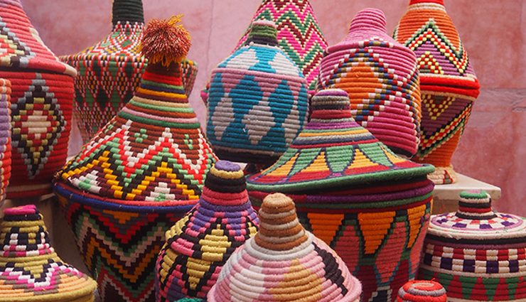 moroccan leather,argan oil,lanterns,rugs and carpets,bread baskets,pottery,things to buy from morocco,morocco