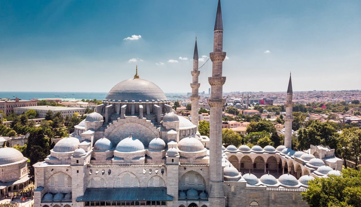 blue mosque,suleymaniye mosque,rustem pasha mosque,yeni camii,sancaklar mosque,istanbul,beautiful mosques in istanbul,mosques