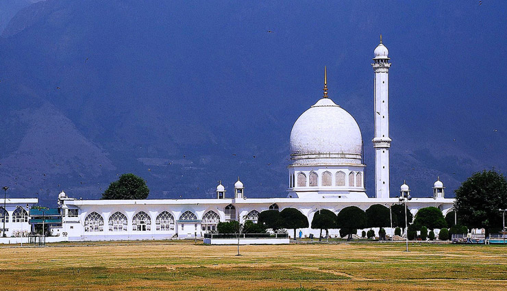 5 Must Visit Mosque in Jammu and Kashmir