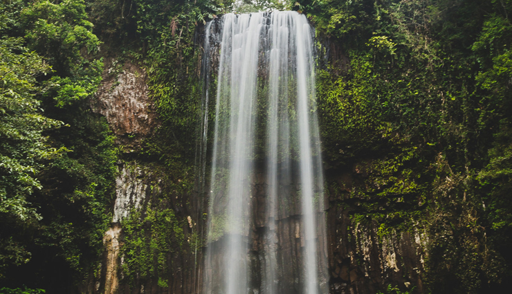 waterfalls in australia,natural waterfalls australia,australian waterfall destinations,closer to nature waterfalls,scenic waterfall spots in australia,immersive nature experiences,best australian waterfall hikes,breathtaking nature getaways,australia stunning waterfall landscapes,unspoiled nature attractions