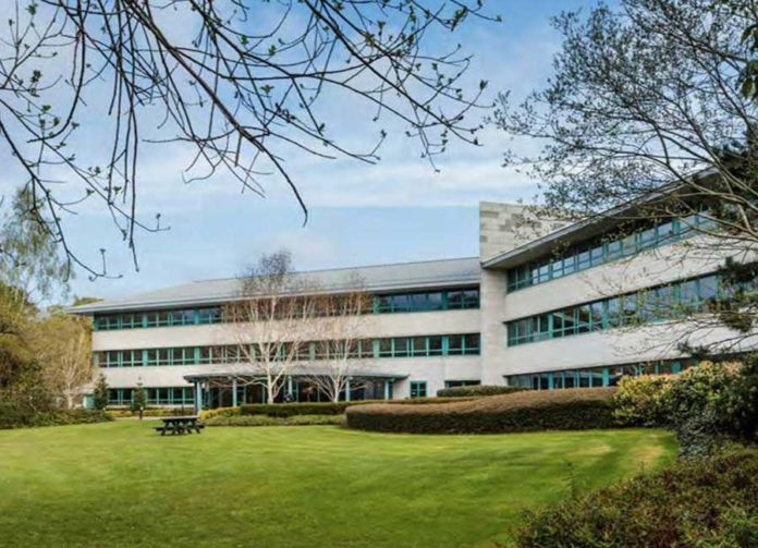 expensive school in the world,most expensive school