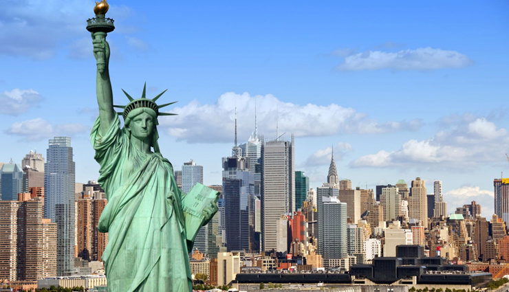 holiday destinations in the world,most visited holiday destinations,the maldives,queenstown,new zealand,paris,france,new york,united states of america,hong kong,china