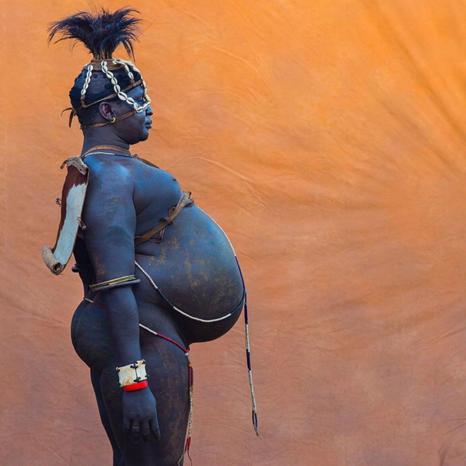 weird news,fat men contest