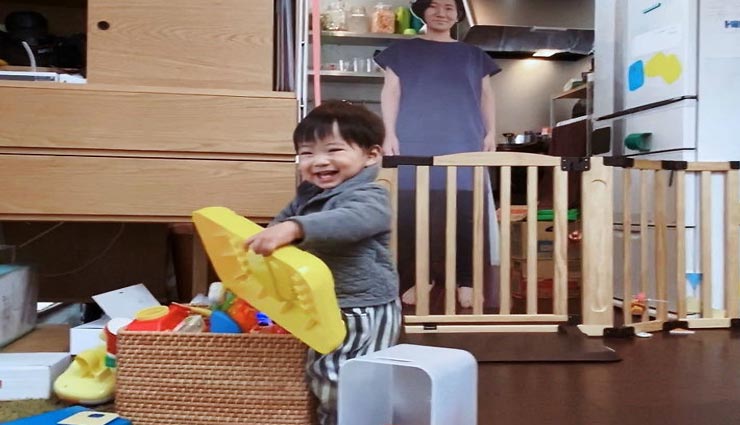 बच्चे को अपनी मौजूदगी महसूस करवाने के लिए मां ने अपनाया अनोखा तरीका, आई सुर्ख़ियों में