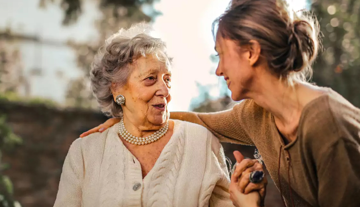 signs you have a manipulative mother-in-law,manipulative mother in law,relations with mother in law,mates and me,relationship tips