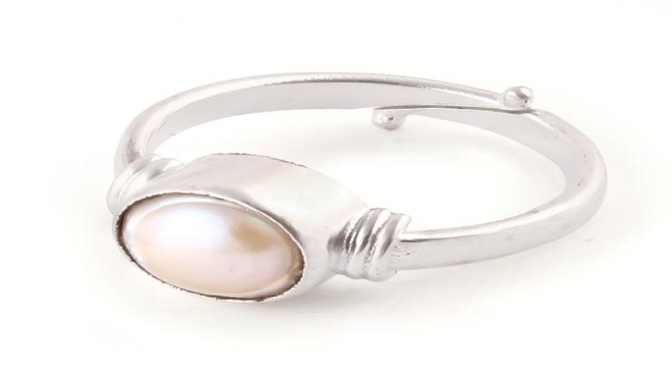 astrology tips,astrology tips in hindi,astrology importance of white pearl,white pearl remedies