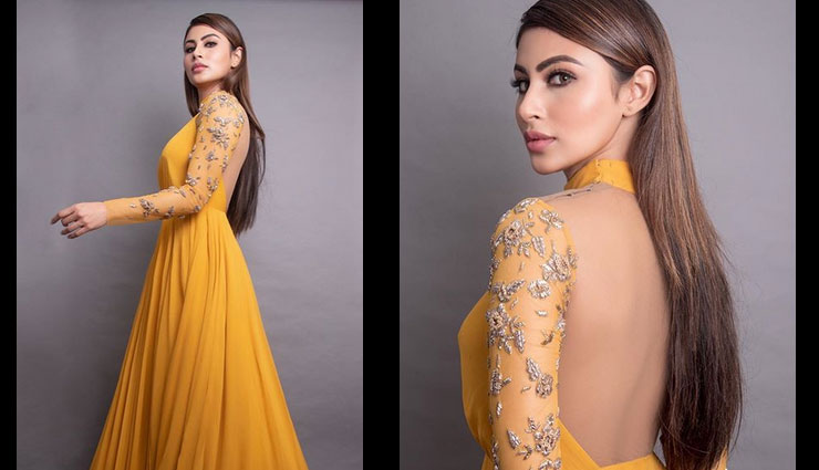 हॉल्टर नेक प्लेन बैकलेस गाउन में दिखा मौनी रॉय का दिलकश अंदाज, लुक ने किया इम्प्रेस mouni roy,made in china,made in china trailer,made in china trailer launch event,mouni roy at trailer launch event,mouni roy hot look,mouni roy in backless gown,mouni roy latest photos,mouni roy hot photos,mouni roy instagram,rajkummar rao,fashion,fahion tips