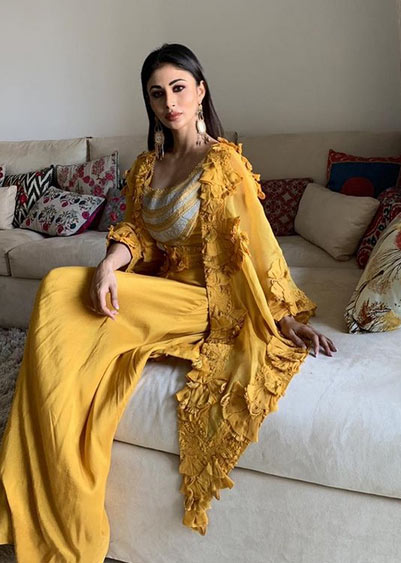 bollywood,mouni roy,mouni roy hot photos,mouni roy photos,mouni roy viral photos,mouni roy pics,mouni roy viral pics