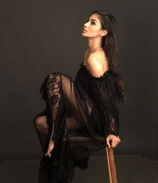 100 करोड़ का आकड़ा छूने को बेताब अक्षय और मोनी रॉय की फिल्म 'गोल्ड' bollywood,Akshay Kumar,mouni roy,gold,gold box office collection,box office collection