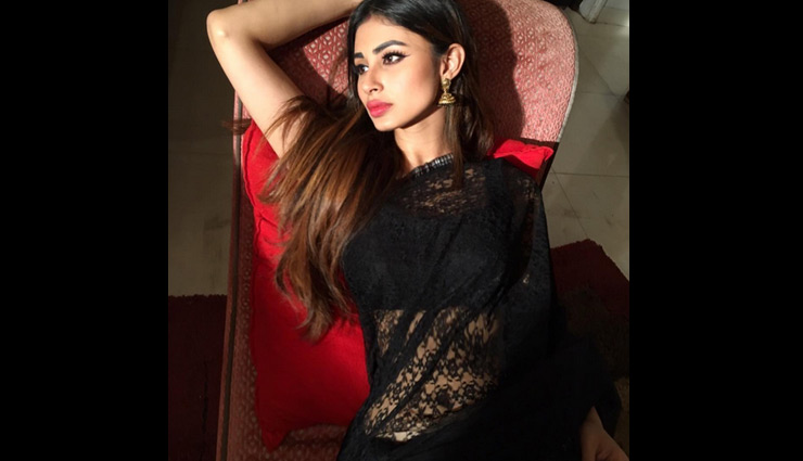 mouni roy,photoshoot,hot photoshoot,mouni roy viral pics,mouni roy pics