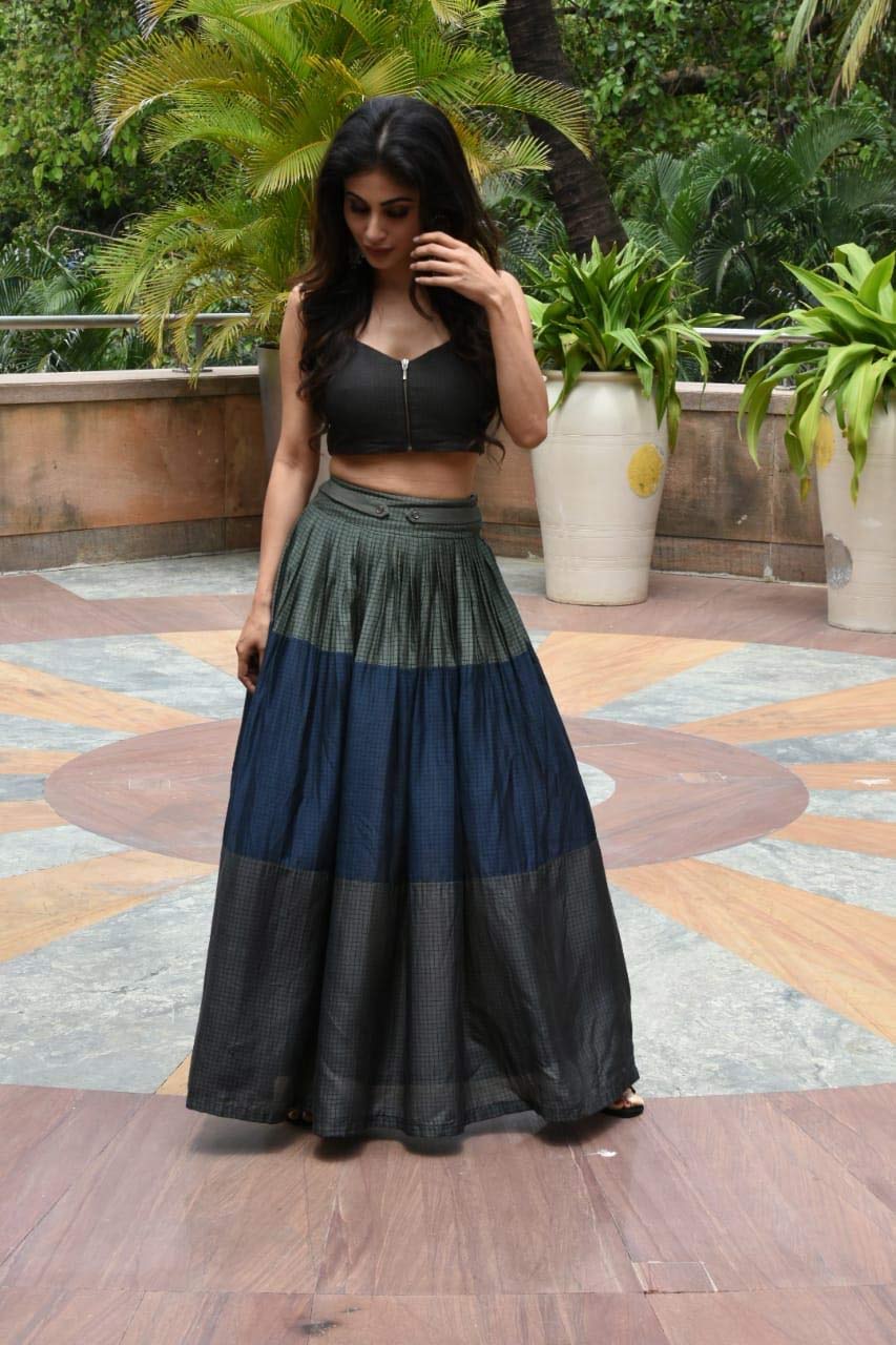 bollywood,mouni roy,Akshay Kumar,mouni roy gold promotion,gold,gold movie,download gold movie