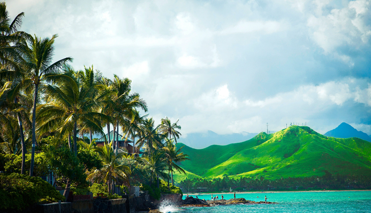 places that are perfect mix of mountains and beaches,sabah,malaysia,paraty,brazil,oahu,hawaii,makarska,croatia,crete,greece