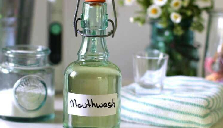 6 DIY Mouthwash for Healthy Gums
