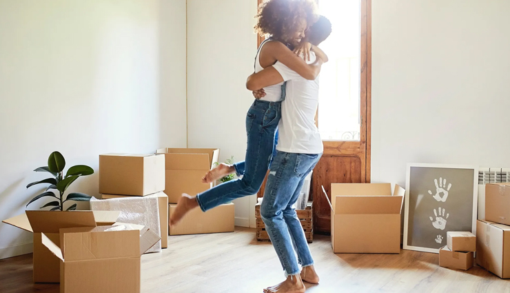 moving in with each other,things to do moving in with each other,live in relationship tips,couple tips,dating tips,relationship tips