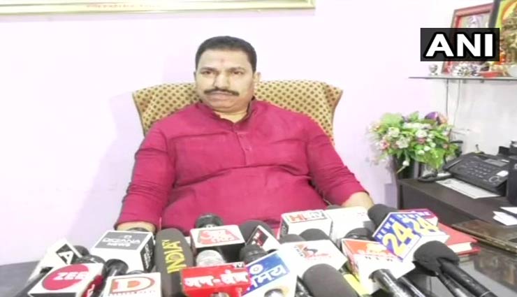 पटाखे पर सुप्रीम कोर्ट के फैसले का BJP सांसद ने किया विरोध, कहा- मैं तो 10 बजे के बाद ही पटाखे जलाऊंगा चाहे... पटाखे पर सुप्रीम कोर्ट के फैसले का BJP सांसद ने किया विरोध, कहा- मैं तो 10 बजे के बाद ही पटाखे जलाऊंगा चाहे...