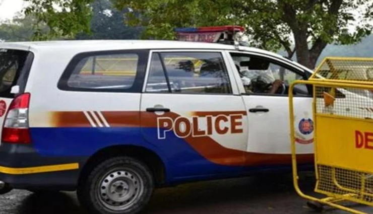 दिल्ली : रिश्तों को शर्मसार करने वाली घटना, सास ने बेटे से रुपये मांगे तो बहू ने तोड़ दिया हाथ