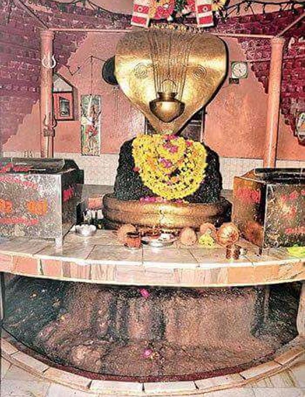magical shiv ling who increase their height,matangeshwar mahadev,madhyapradesh,bhuteshwar mahadev,chattisgarh,til bhandeshwar,kashi,mradeshwar mahadev,gujrat,podiwala shiv mandir,himachal pradesh