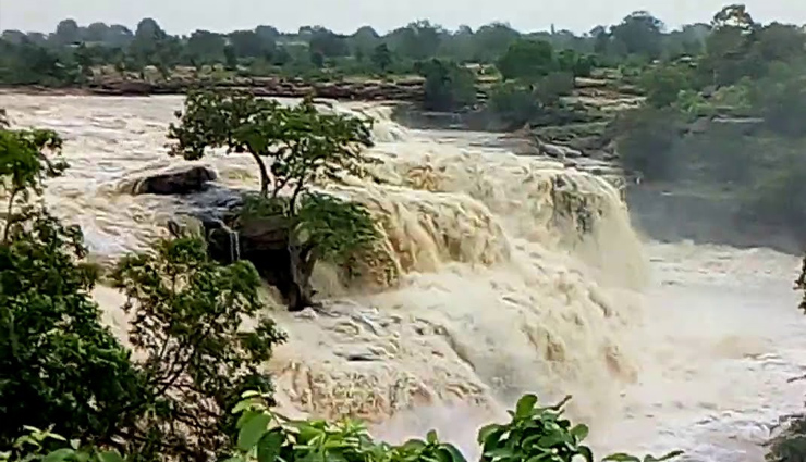waterfalls in uttar pradesh,uttar pradesh